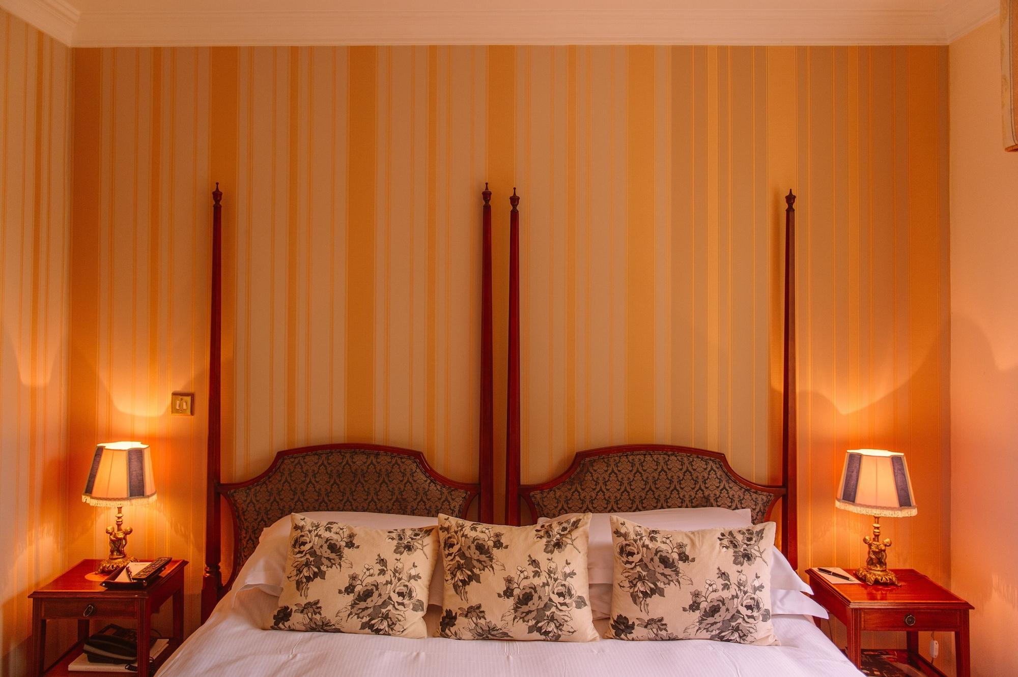 Waterford Castle Hotel & Golf Resort Ballinakill  Esterno foto